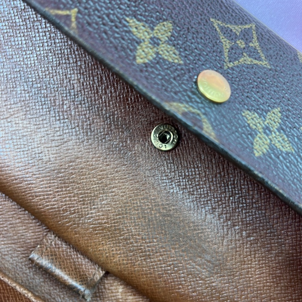 AUTHENTIC✨Louis Vuitton Brown and Gold Monogram Wallet / Clutch - Picture 13 of 15